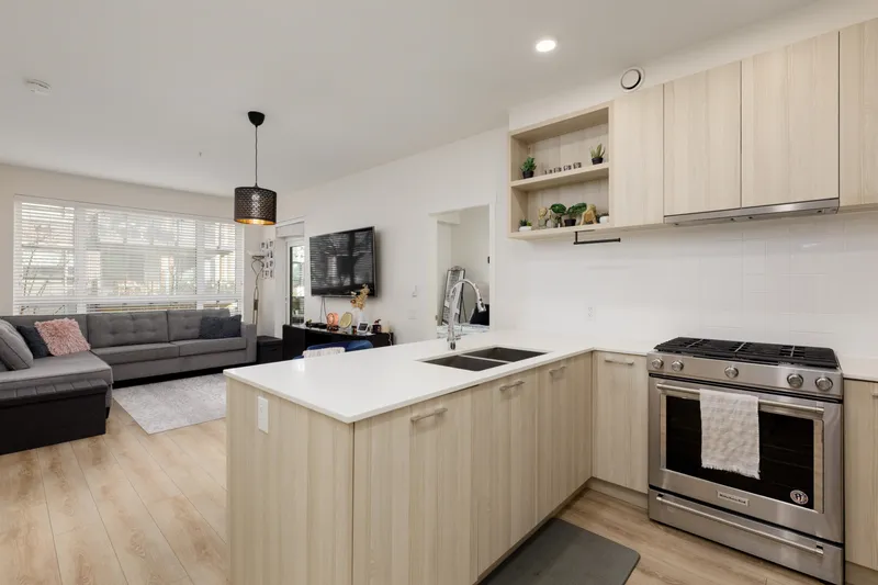 216 721 ANSKAR COURT - photo 4 of 24