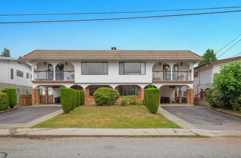 3949-3951 BURKE STREET - photo 1 of 1