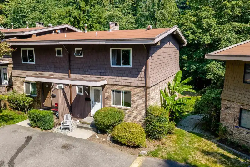 241B EVERGREEN DRIVE - photo 1 of 40