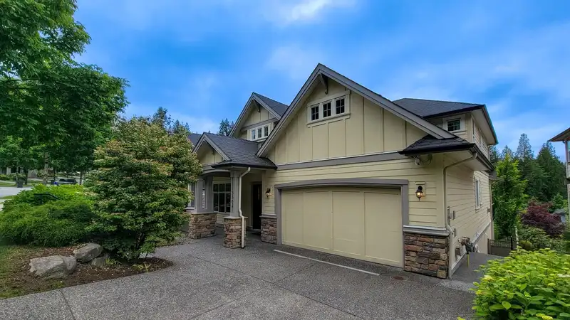 3362 SCOTCH PINE AVENUE - photo 2 of 38