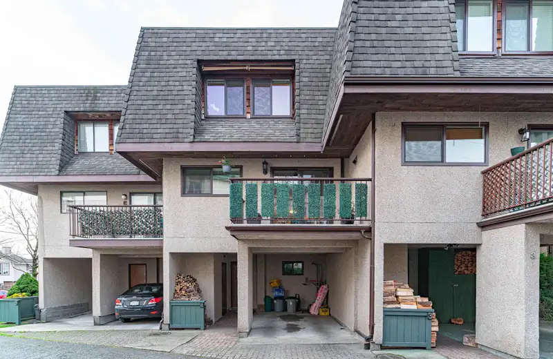 4 220 W 16TH STREET - photo 1 of 16