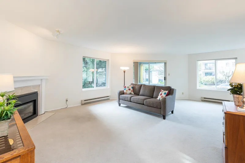 104 1378 FIR STREET - photo 3 of 25