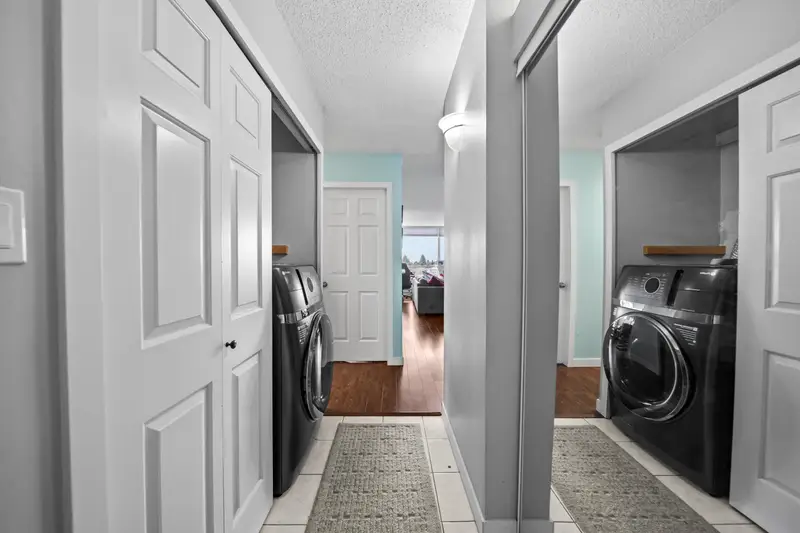 806 14881 103A AVENUE - photo 2 of 17