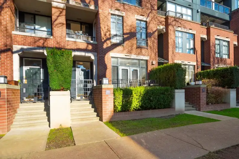 2271 W 12TH AVENUE - photo 2 of 33