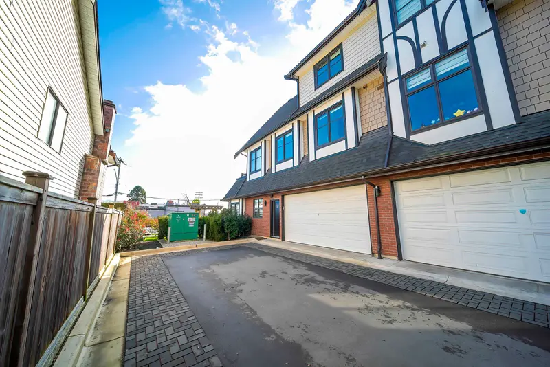 5 9899 STEVESTON HIGHWAY - photo 2 of 25