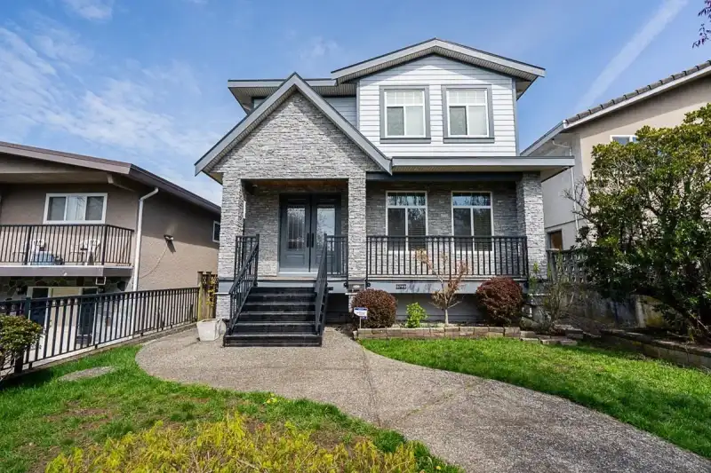 3795 UNION STREET - photo 1 of 40