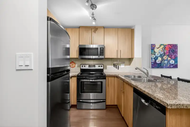 2503 892 CARNARVON STREET - photo 4 of 38