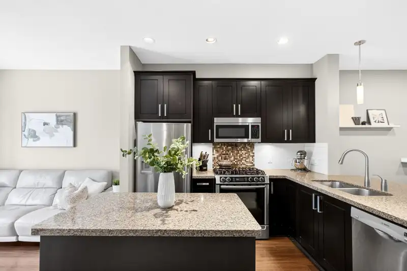 42 2689 PARKWAY DRIVE - photo 1 of 31