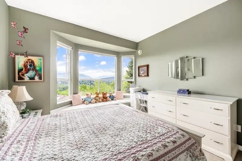406 5280 OAKMOUNT CRESCENT - photo 2 of 17