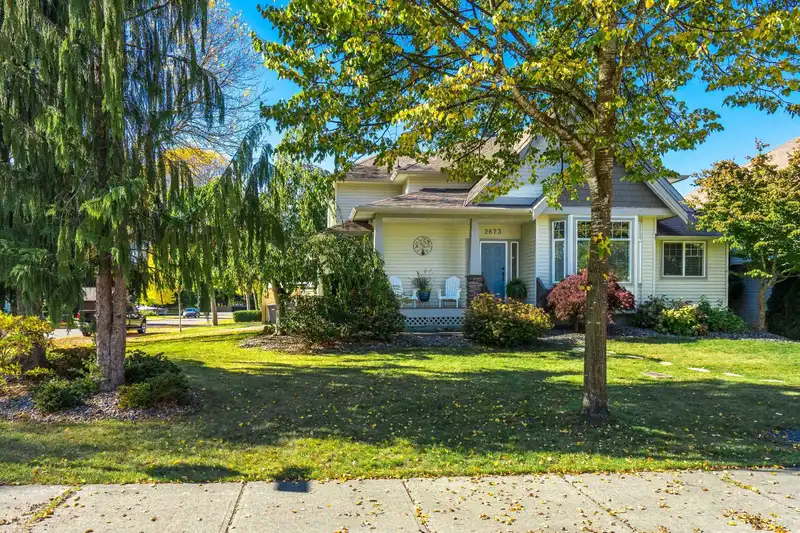 2673 272A STREET - photo 1 of 36