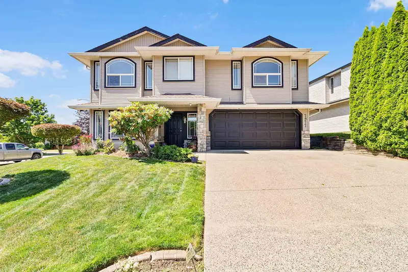 7977 D'HERBOMEZ DRIVE - photo 1 of 40