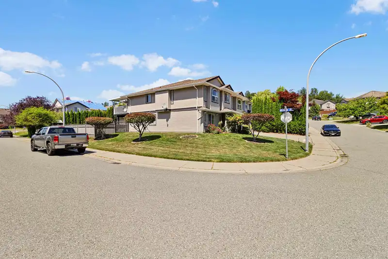 7977 D'HERBOMEZ DRIVE - photo 3 of 40