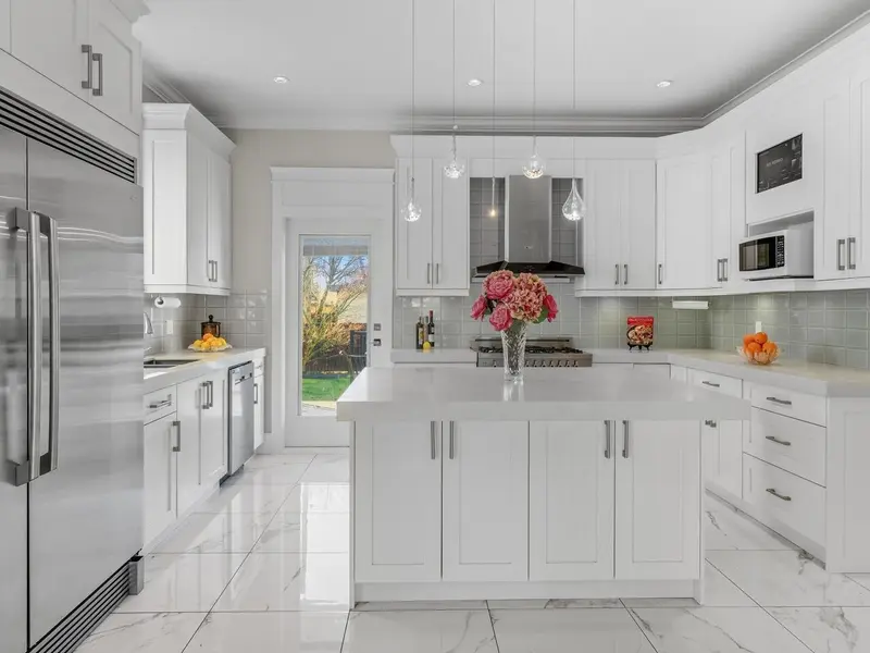 6739 HUMPHRIES AVENUE - photo 3 of 25