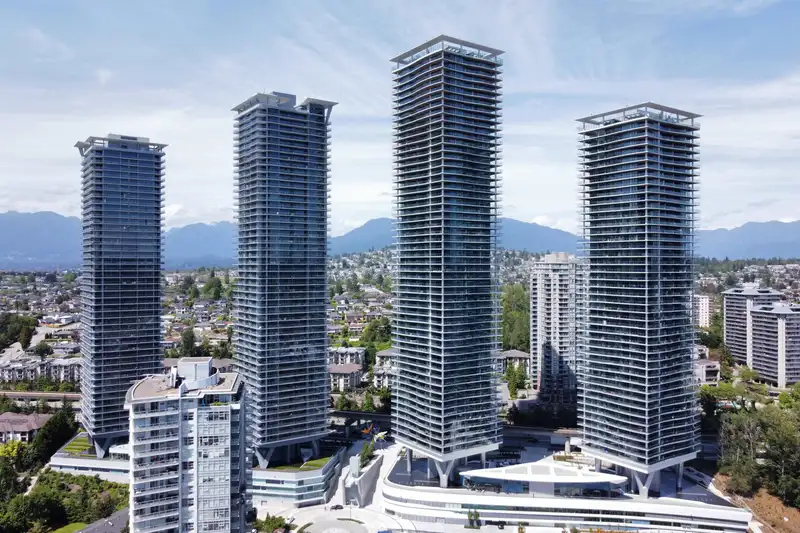 4204 4880 LOUGHEED HIGHWAY - photo 4 of 40