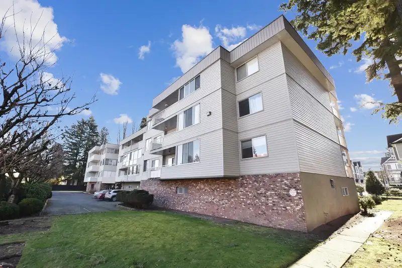 306 32040 TIMS AVENUE - photo 1 of 24