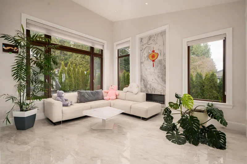 1410 MATHERS AVENUE - photo 2 of 25