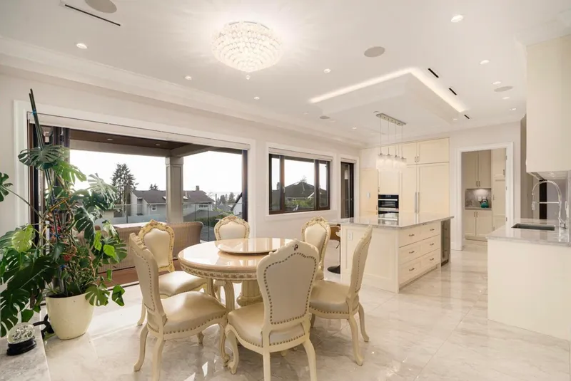 1410 MATHERS AVENUE - photo 4 of 25