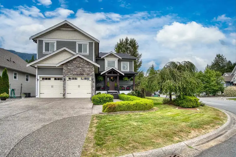 129 14500 MORRIS VALLEY ROAD - photo 1 of 39