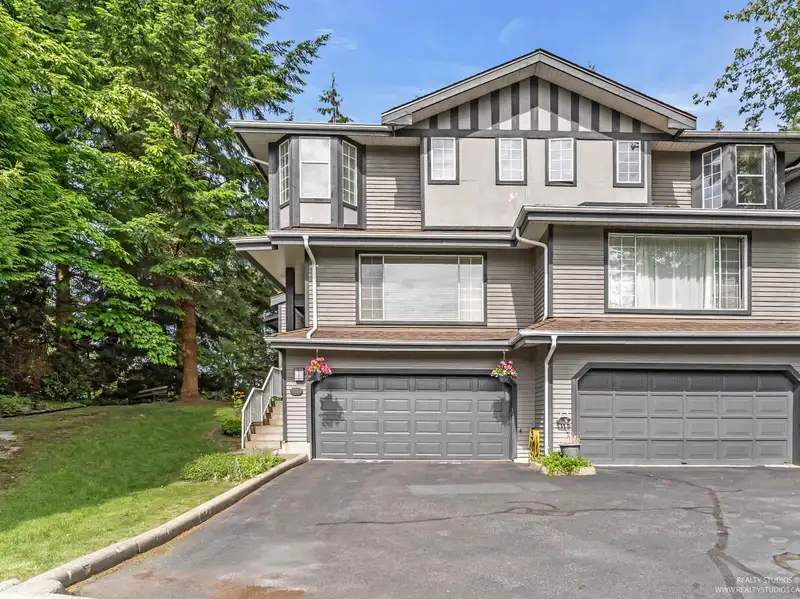 120 2998 ROBSON DRIVE - photo 1 of 39