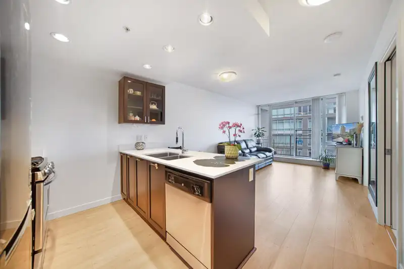 608 4815 ELDORADO MEWS - photo 1 of 27