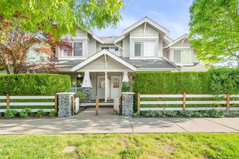 10 6568 193B STREET - photo 1 of 20