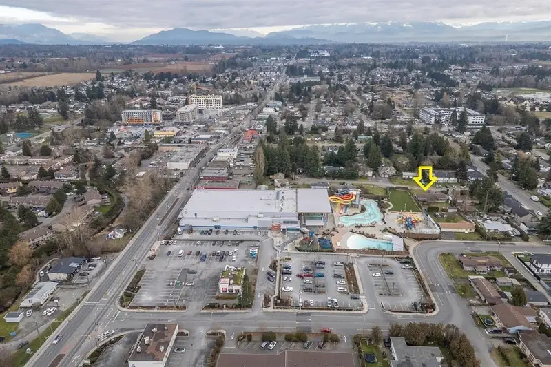 2977 270B STREET - photo 1 of 16