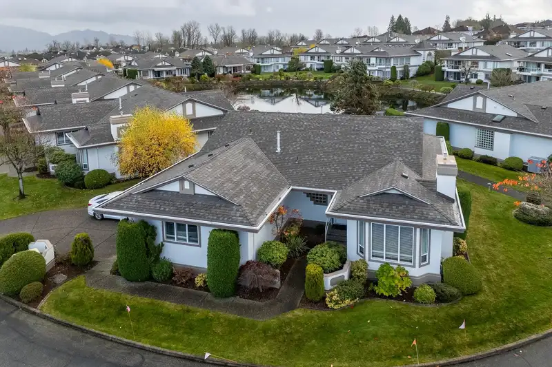 38 31445 RIDGEVIEW DRIVE - photo 1 of 40