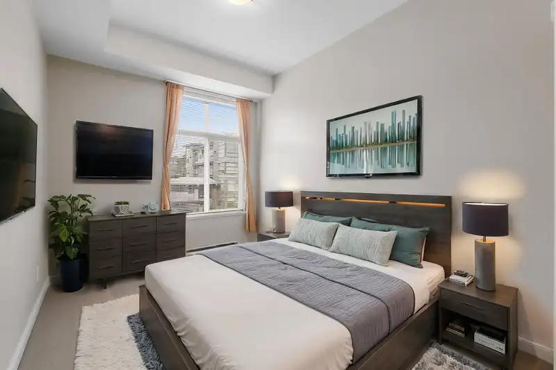 305 15323 17A AVENUE - photo 3 of 22