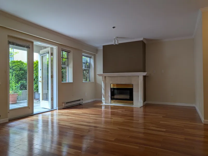 104 5880 HAMPTON PLACE - photo 2 of 15