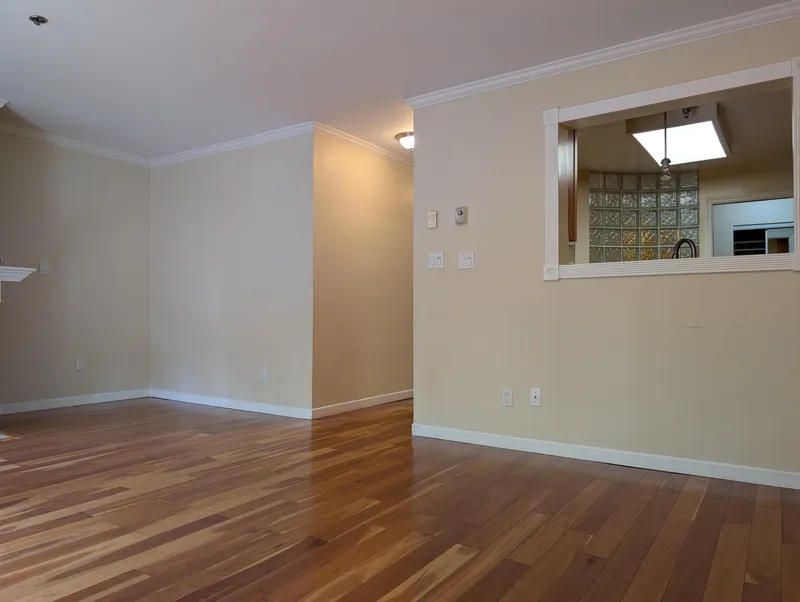 104 5880 HAMPTON PLACE - photo 4 of 15