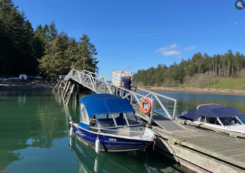 762 RIDGE ROAD - photo 1 of 25