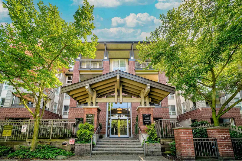 463 9100 FERNDALE ROAD - photo 1 of 22