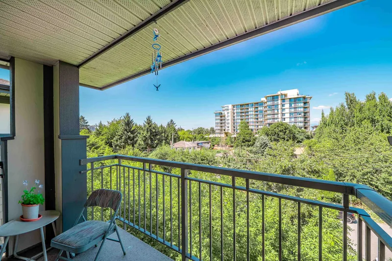 463 9100 FERNDALE ROAD - photo 3 of 22