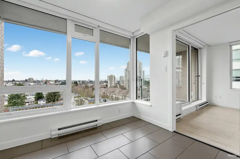 908 5665 BOUNDARY ROAD - photo 1 of 22