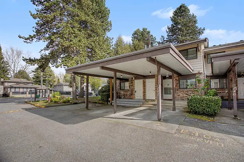 241 7447 140 STREET - photo 1 of 21
