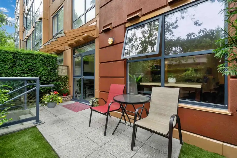 106 3588 VANNESS AVENUE - photo 1 of 34