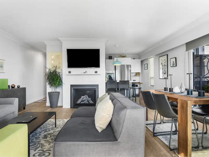 306 134 W 20TH STREET - photo 1 of 24