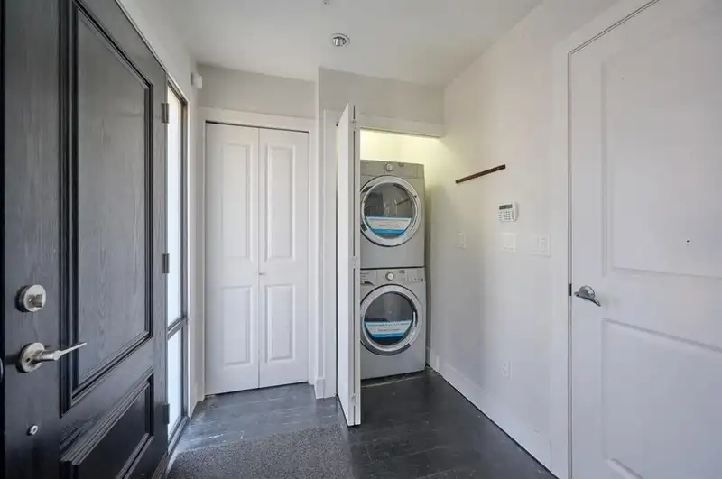 3240 NAPIER STREET - photo 3 of 22