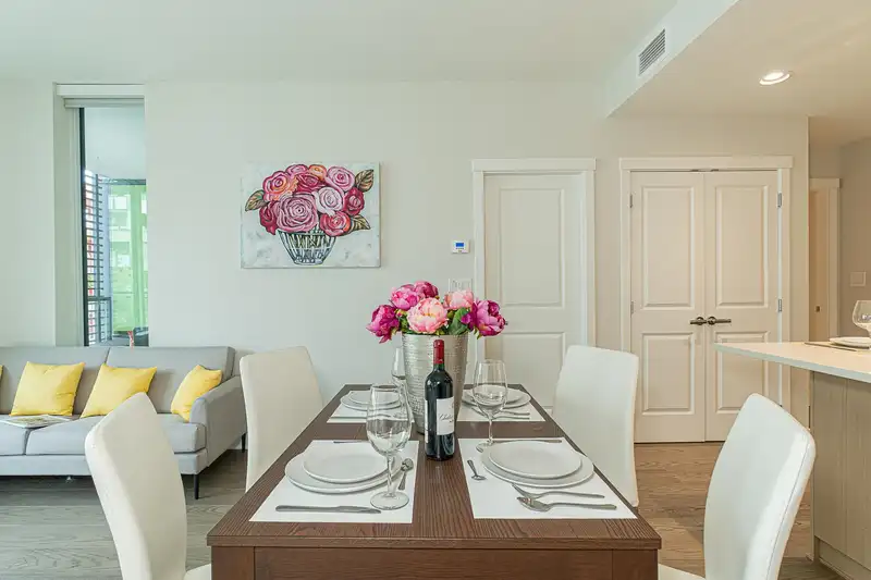 422 3563 ROSS DRIVE - photo 1 of 31