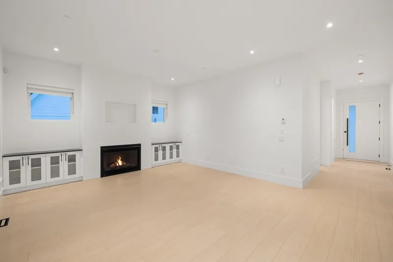 1 35133 CHRISTINA PLACE - photo 4 of 25