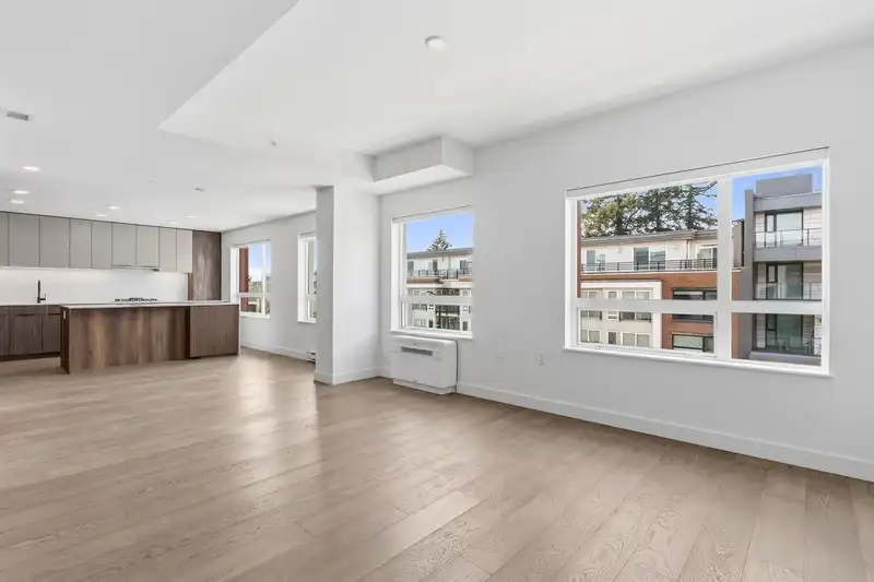 307 3590 W 39TH AVENUE - photo 1 of 36