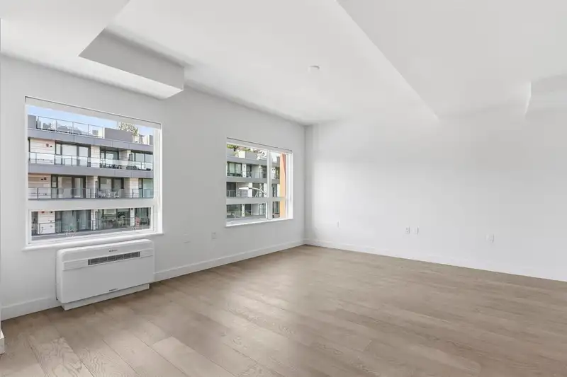 307 3590 W 39TH AVENUE - photo 2 of 36