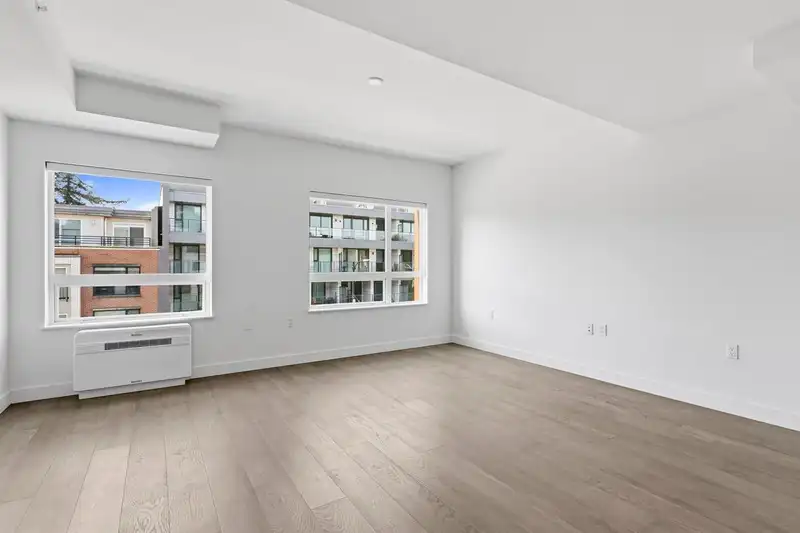 307 3590 W 39TH AVENUE - photo 4 of 36