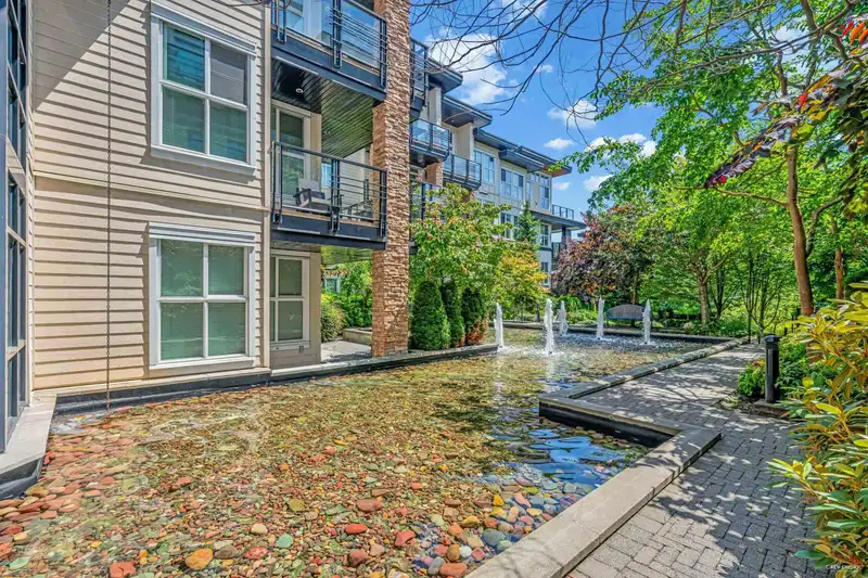 208 5928 BIRNEY AVENUE - photo 2 of 24