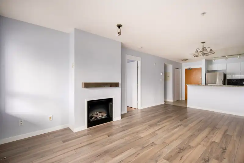 215 8060 JONES ROAD - photo 2 of 16