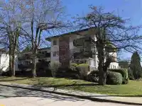 308 910 FIFTH AVENUE - thumbnail 1