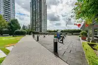 606 2978 GLEN DRIVE - thumbnail 34