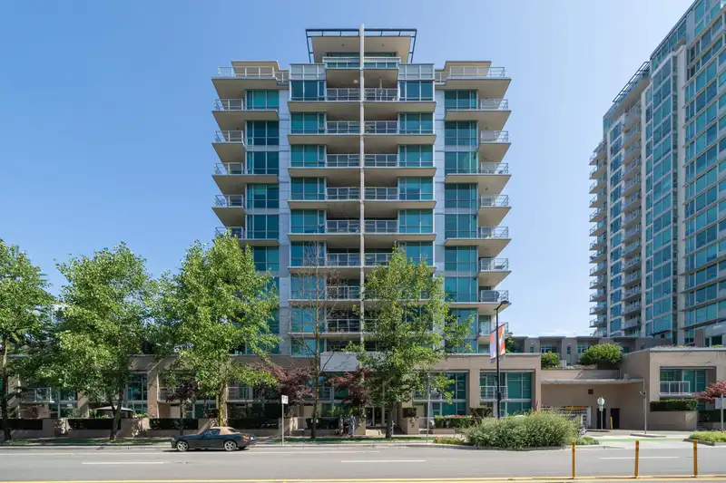 805 168 E ESPLANADE AVENUE - photo 1 of 23