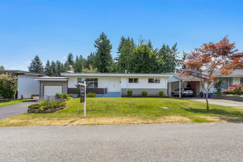 33268 SWANSEA AVENUE - photo 1 of 40
