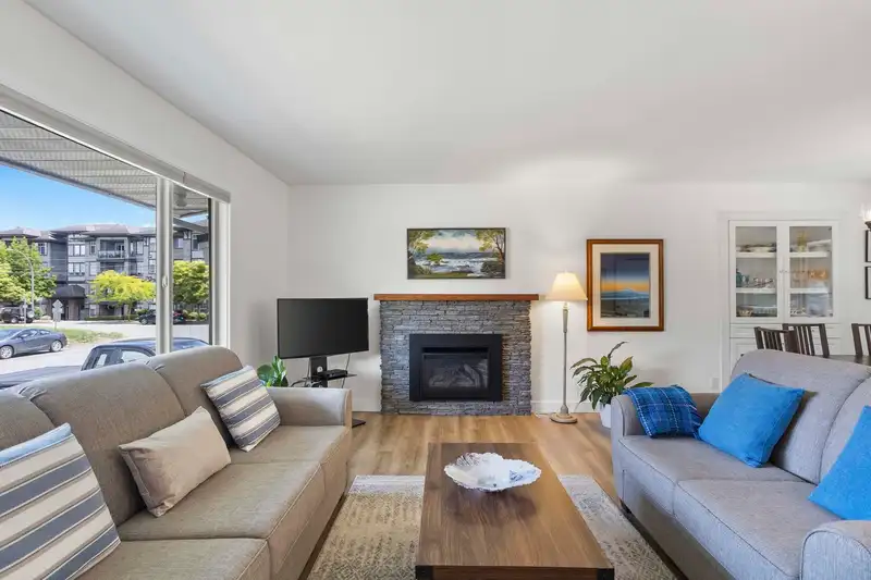 33268 SWANSEA AVENUE - photo 3 of 40